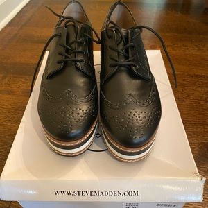 Steve Madden platform oxfords greco